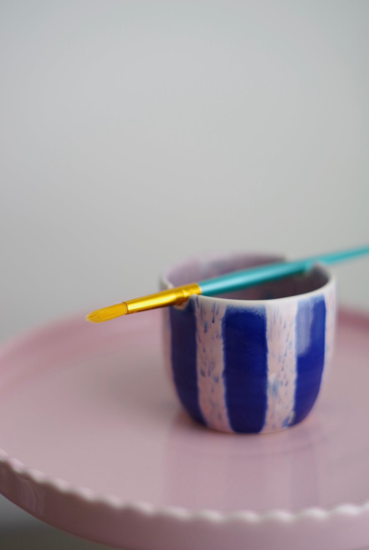 Painter’s cup striped blue/lilac