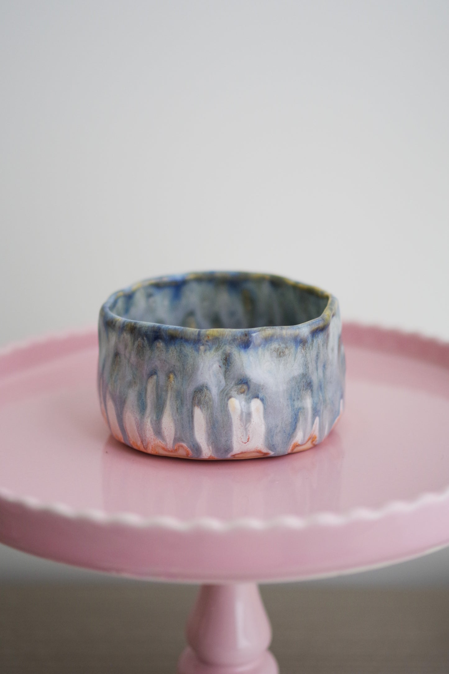 Short blue drippy bowl